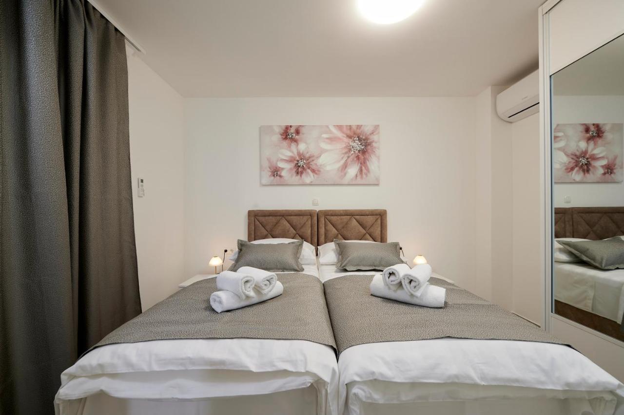 Apartment Gaby 3 Trogir Exterior photo