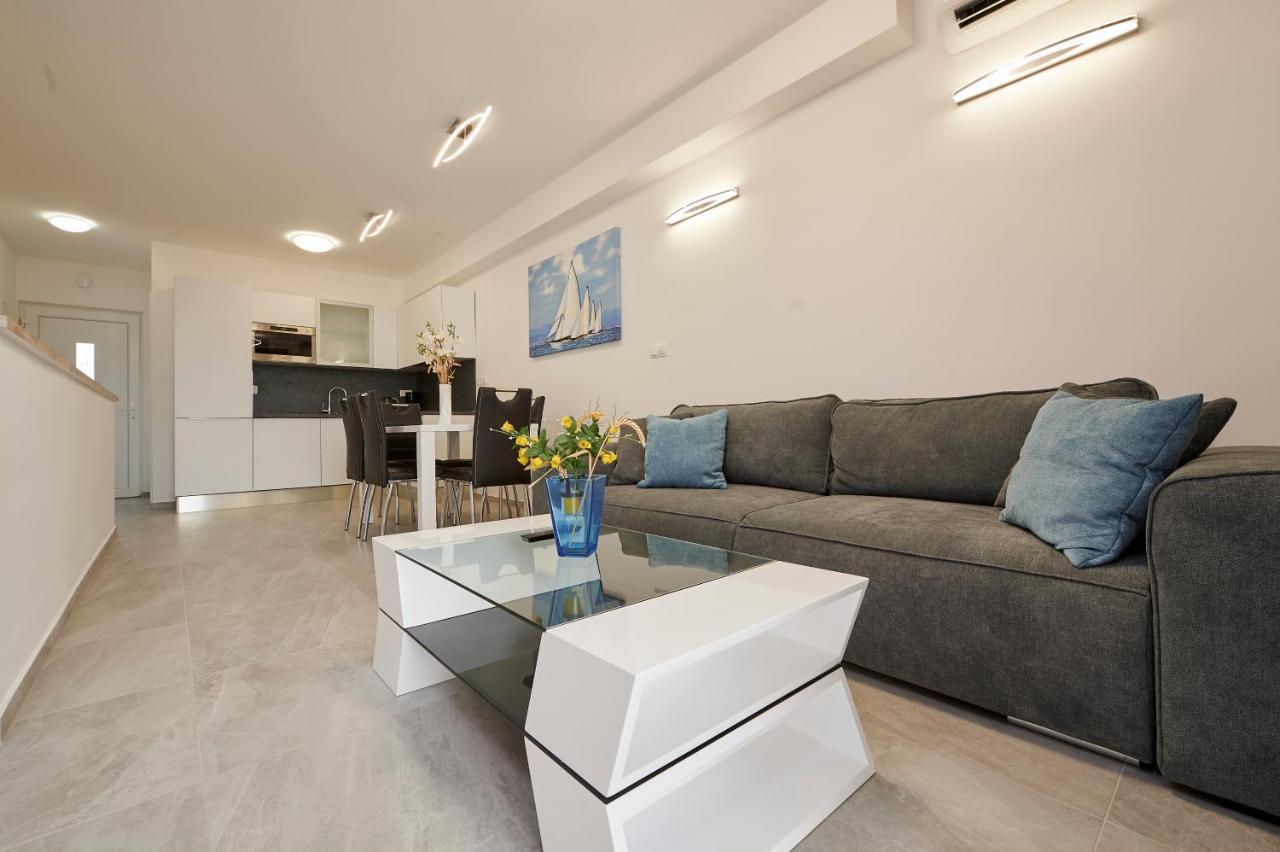 Apartment Gaby 3 Trogir Exterior photo